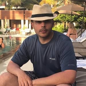 Meet your Posher, Antonio